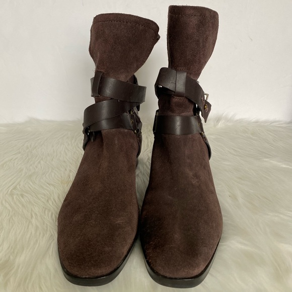 Pour La Victoire Brown Suede Booties / Size 9 - Picture 4 of 8